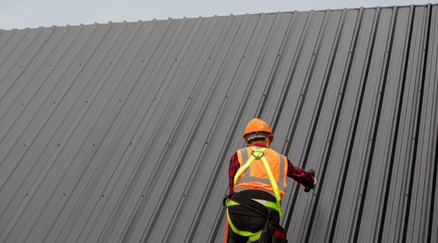 Professional New roof installation in Kailua Kona, HI